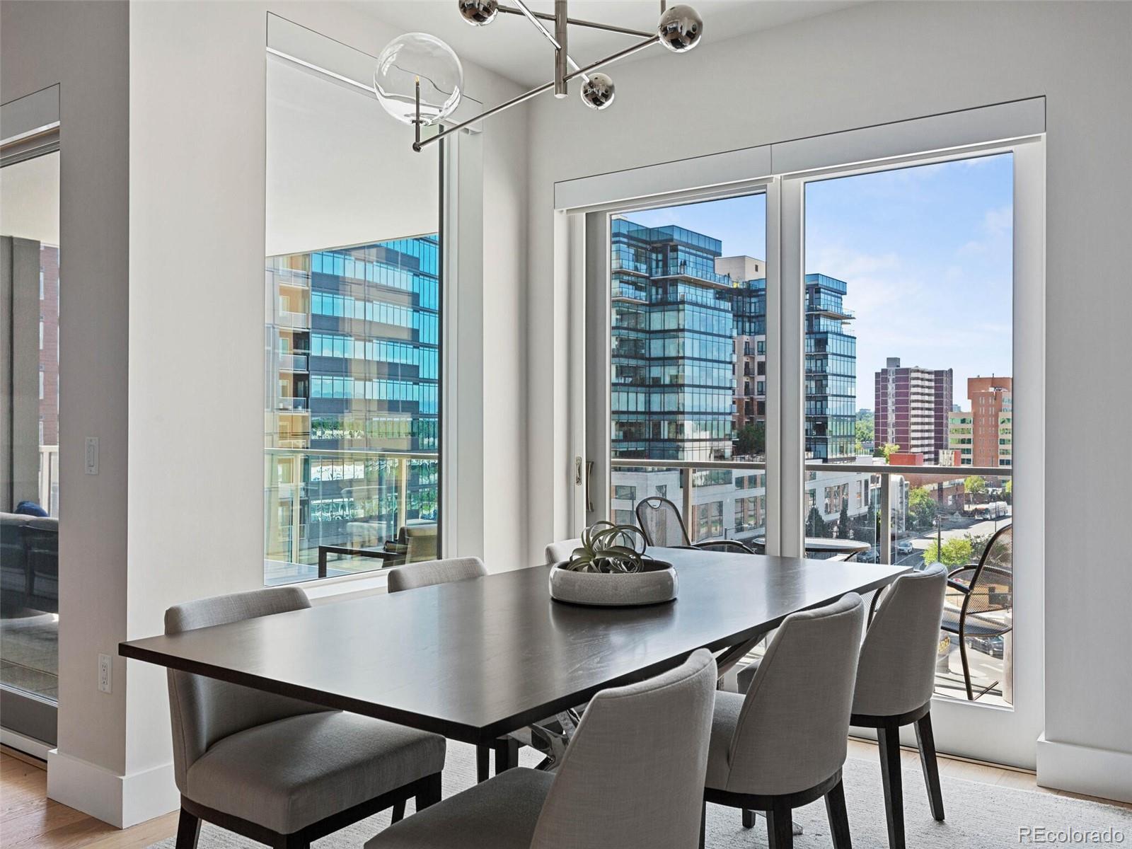 155 Steele Street Unit: 618