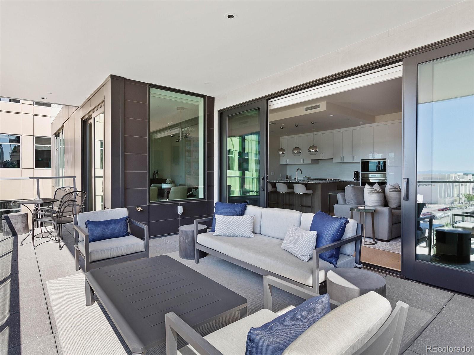 155 Steele Street Unit: 618