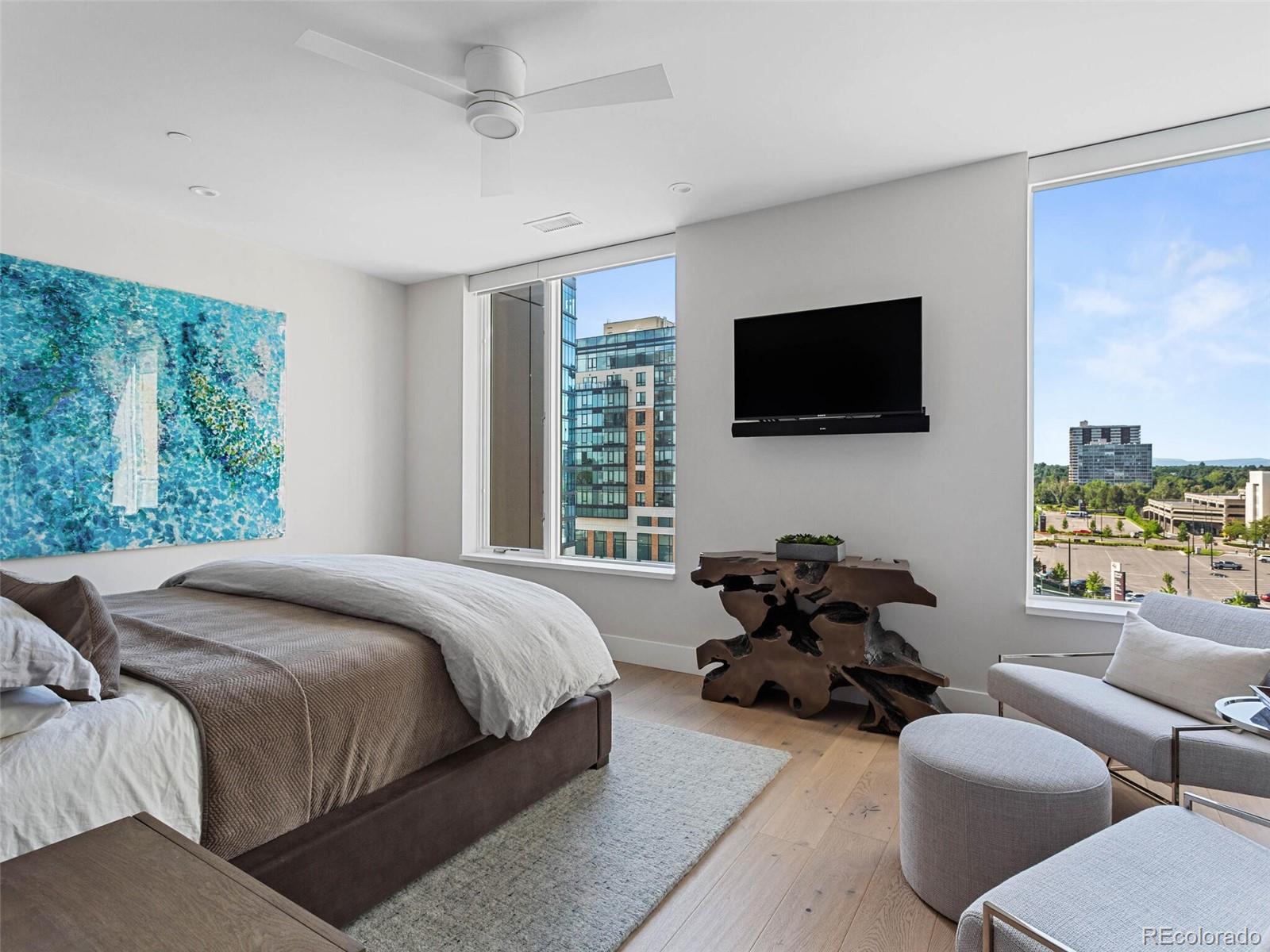 155 Steele Street Unit: 618