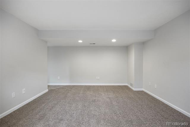 9472 E 109th Place