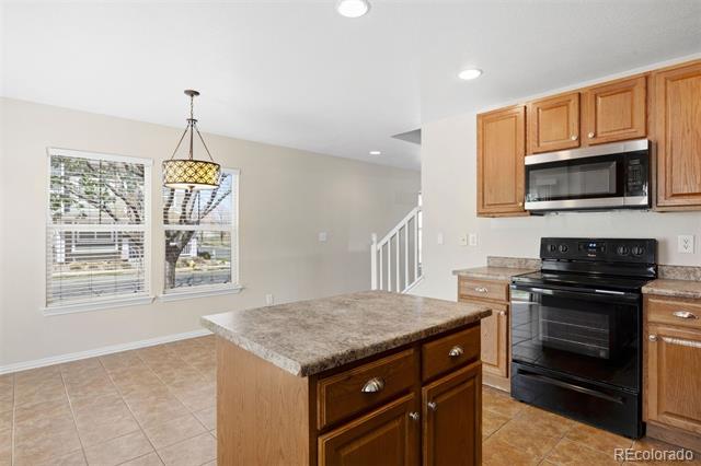 9472 E 109th Place