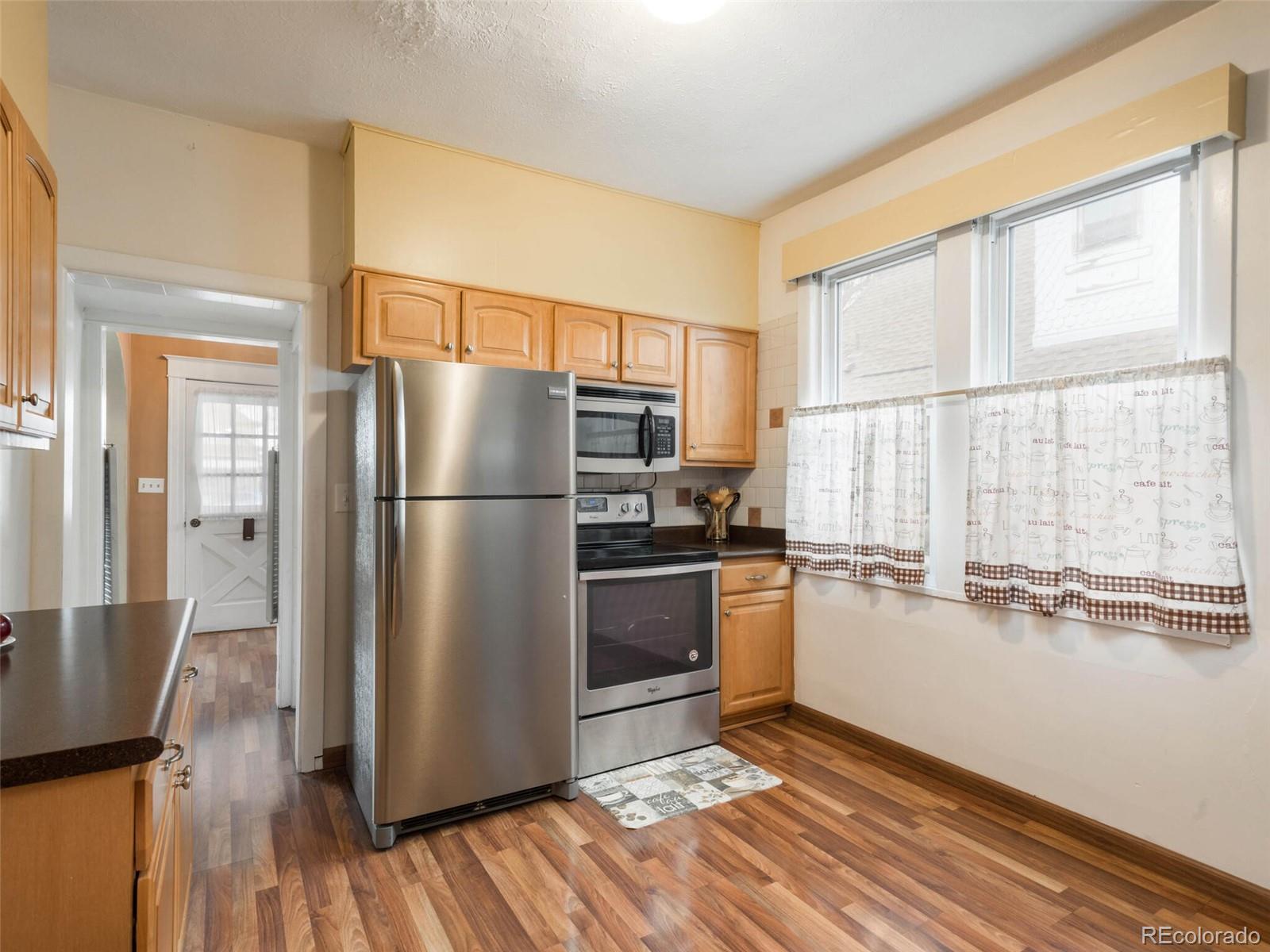 128 S 3rd Avenue