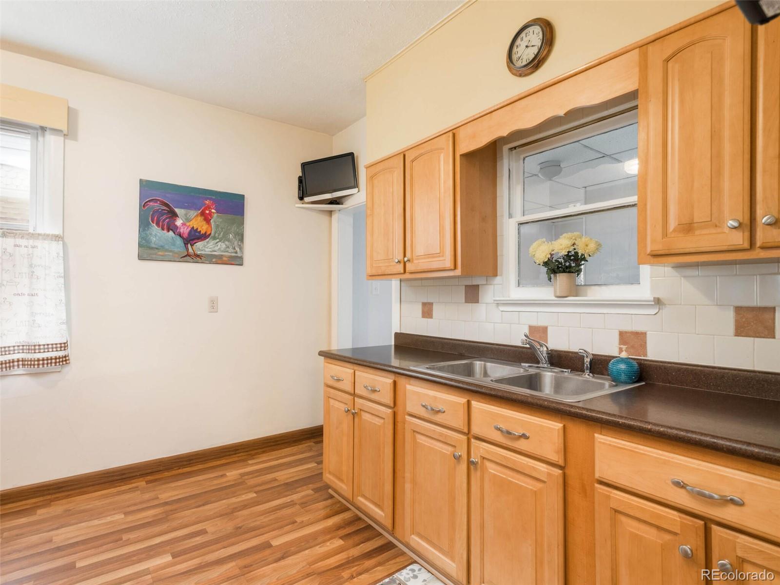 128 S 3rd Avenue
