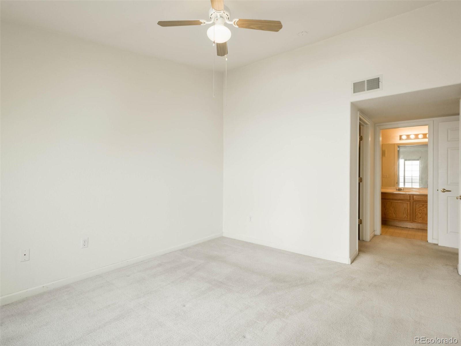 9904 E Carolina Circle Unit: 202