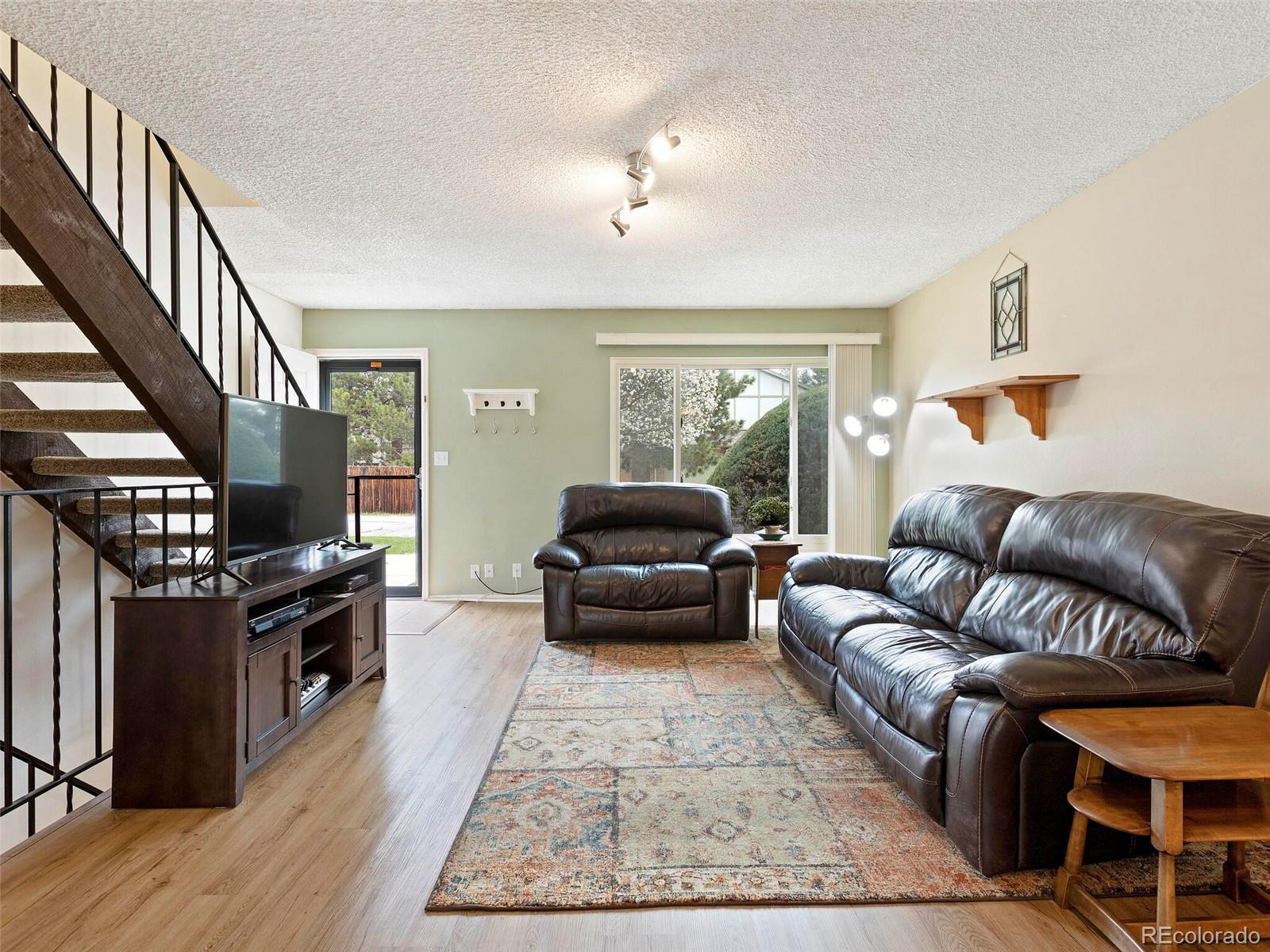 4332 W Pondview Drive