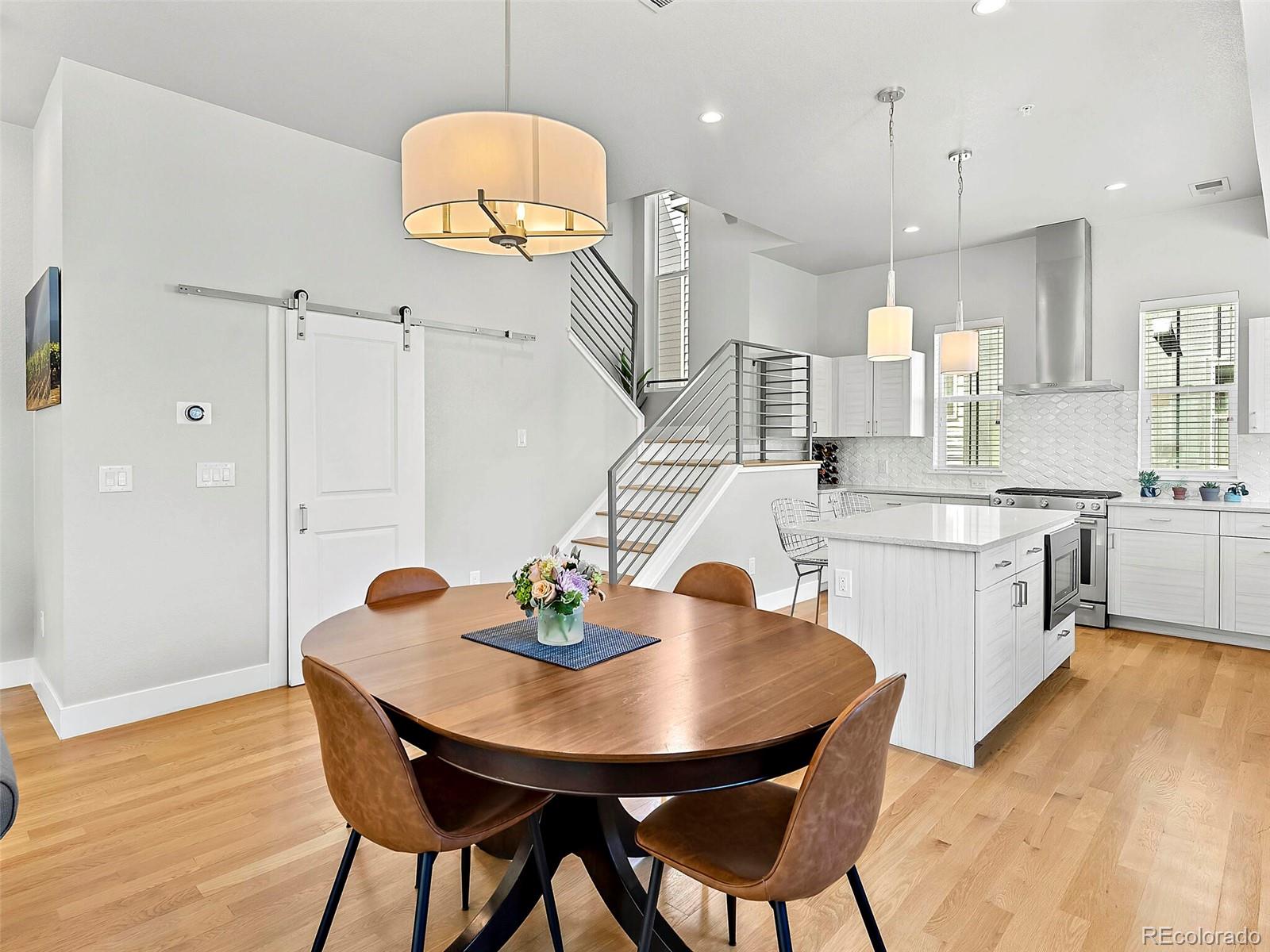 2737 W 24th Avenue Unit: 8