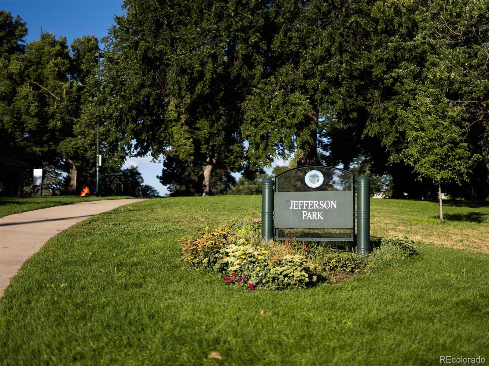 2737 W 24th Avenue Unit: 8