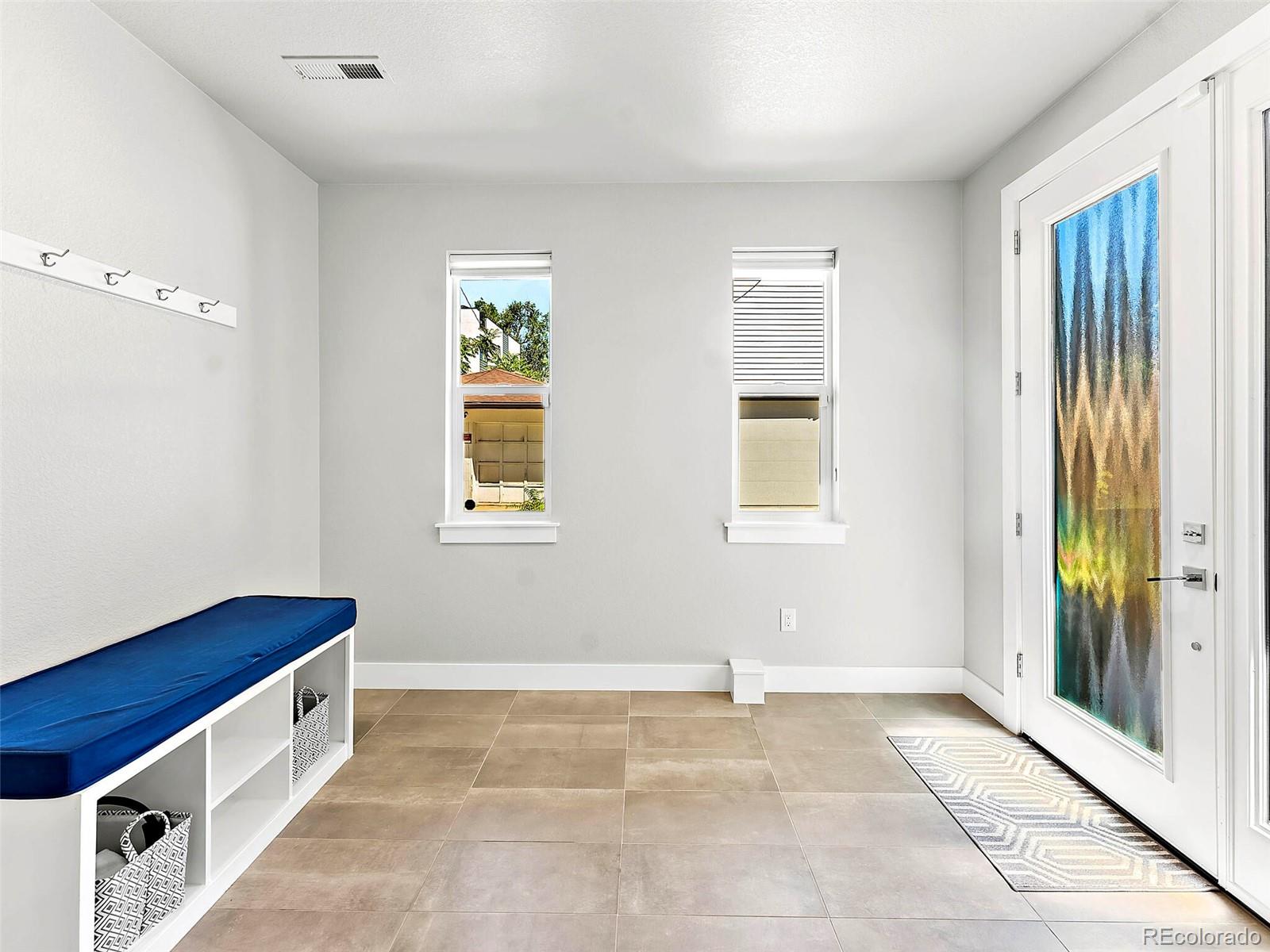 2737 W 24th Avenue Unit: 8