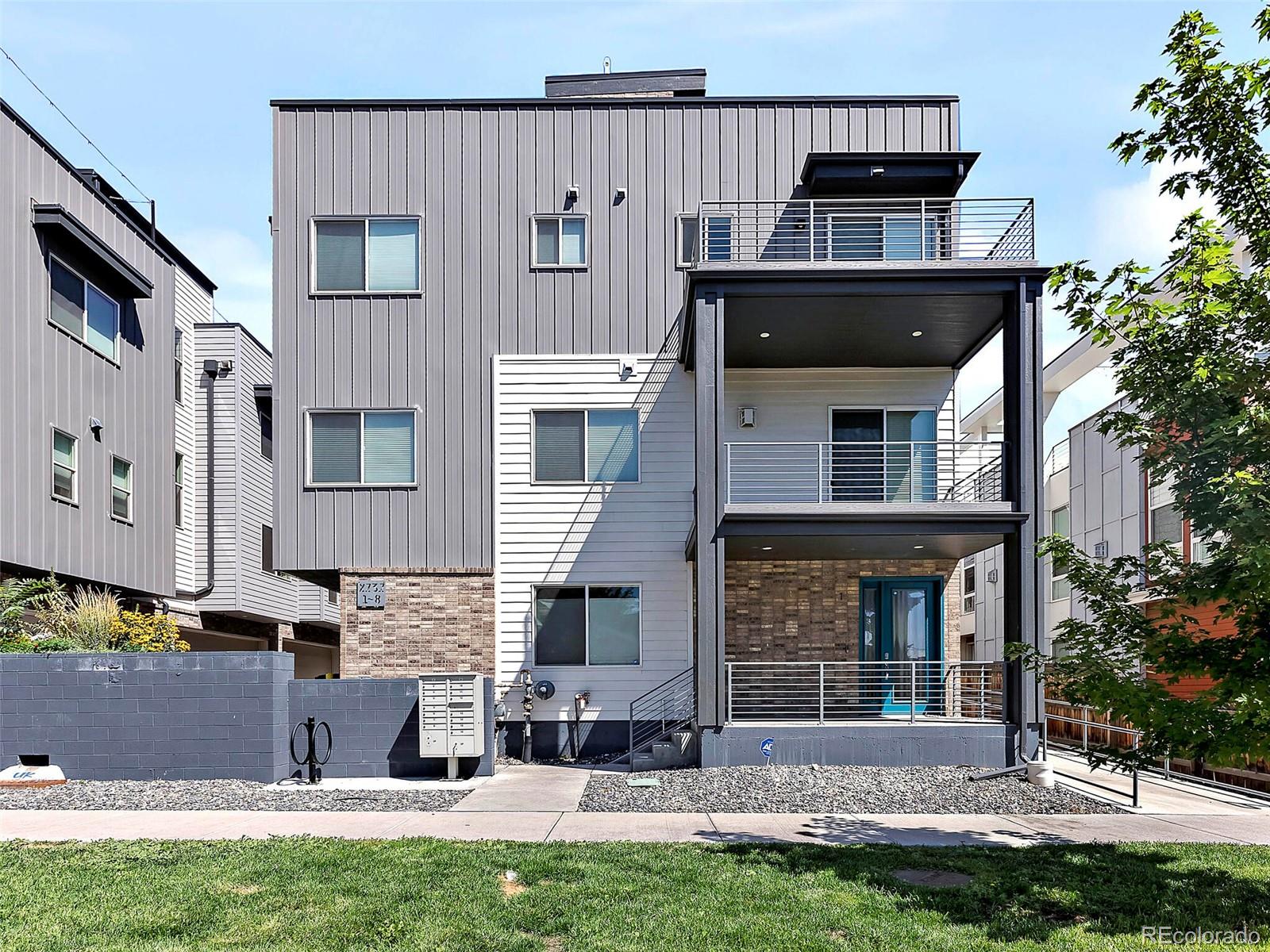 2737 W 24th Avenue Unit: 8