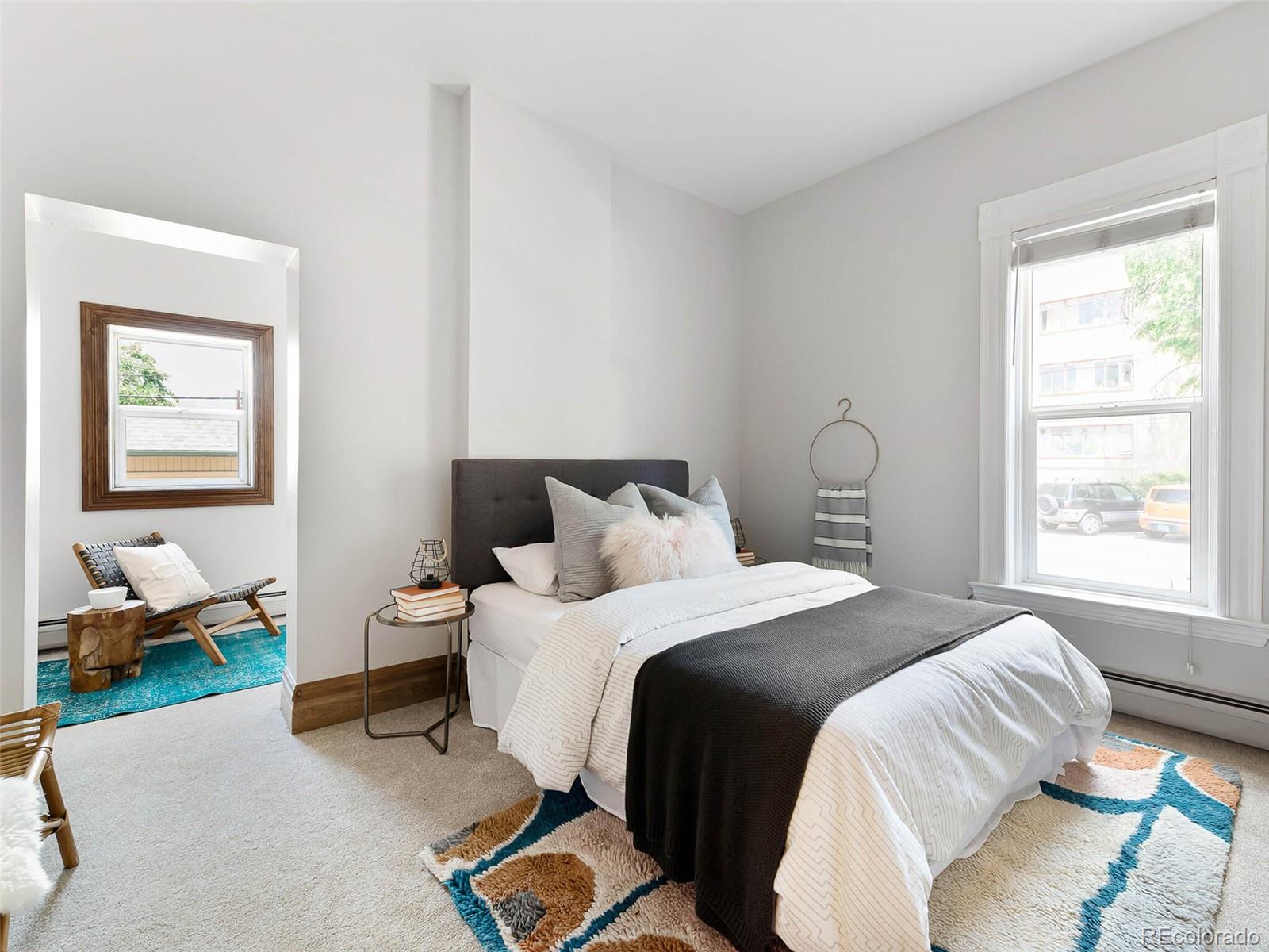 813 E 14th Avenue Unit: 4