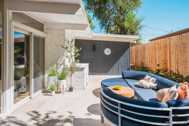 1458 S Fairfax Street