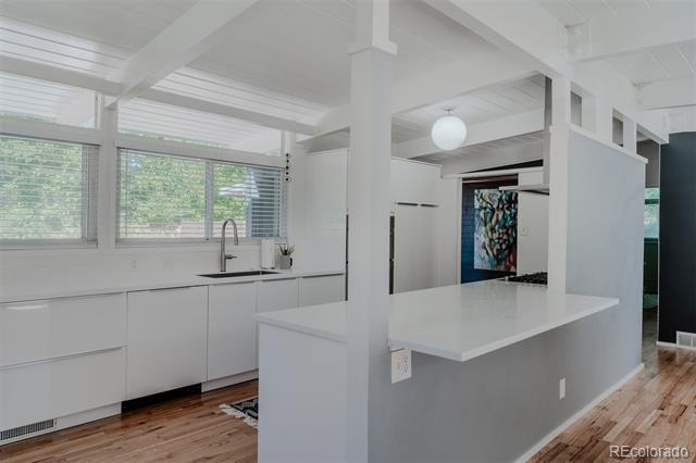1458 S Fairfax Street