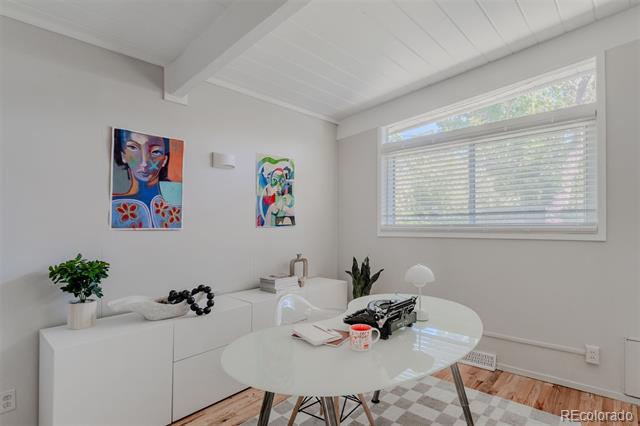 1458 S Fairfax Street