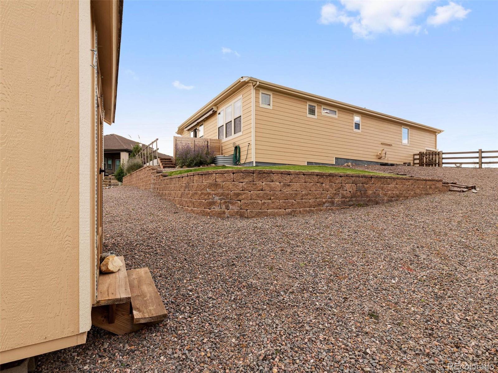 8884 Flattop Way