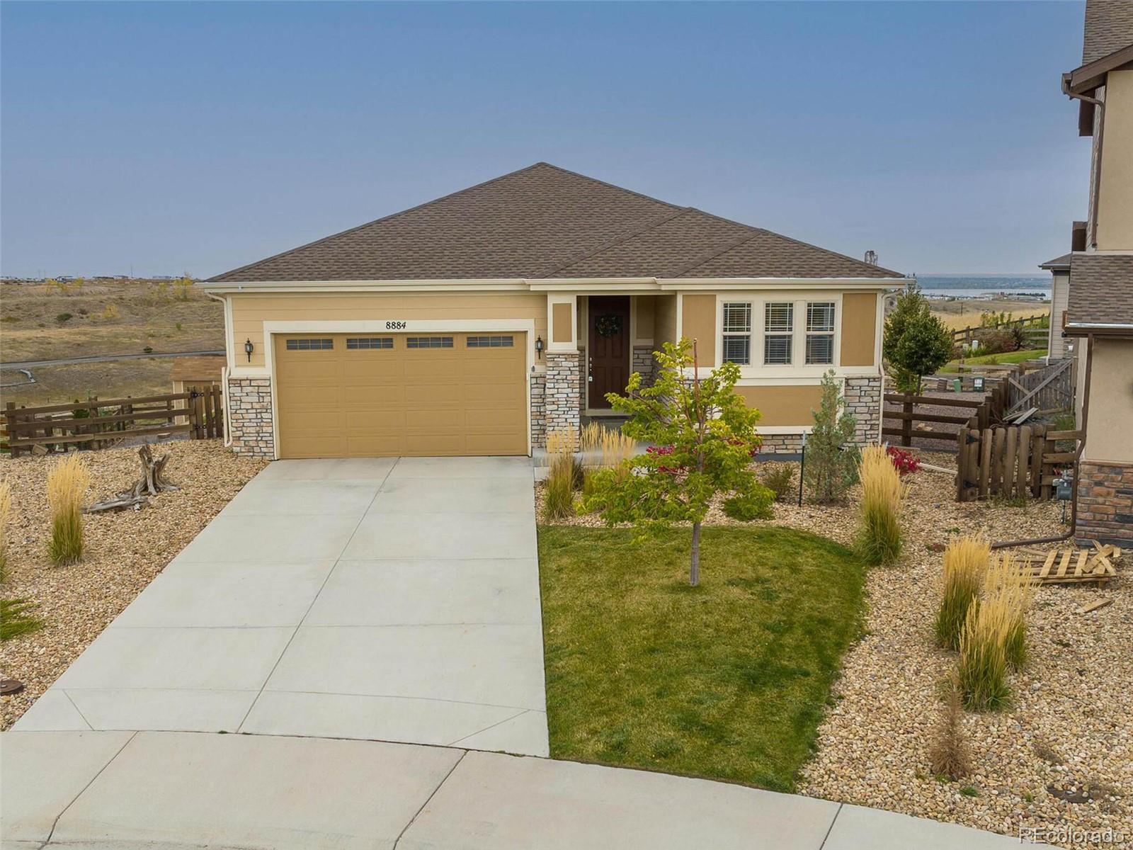 8884 Flattop Way