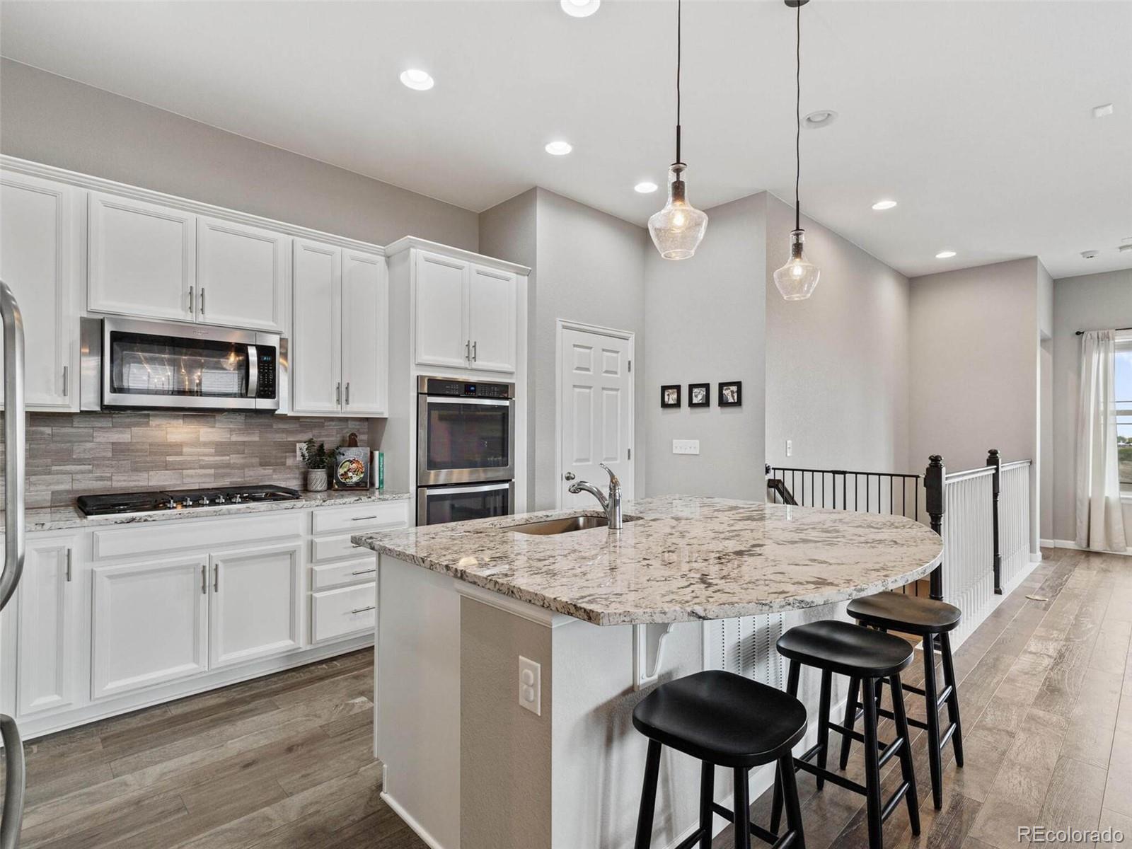 8884 Flattop Way