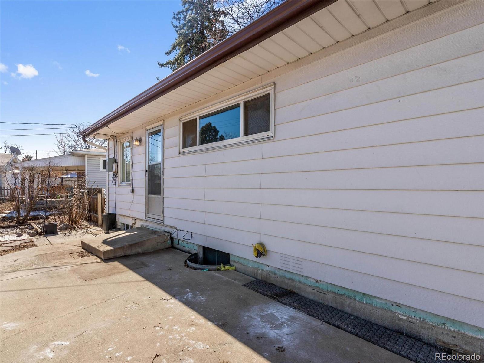 1246 S Wyandot Way