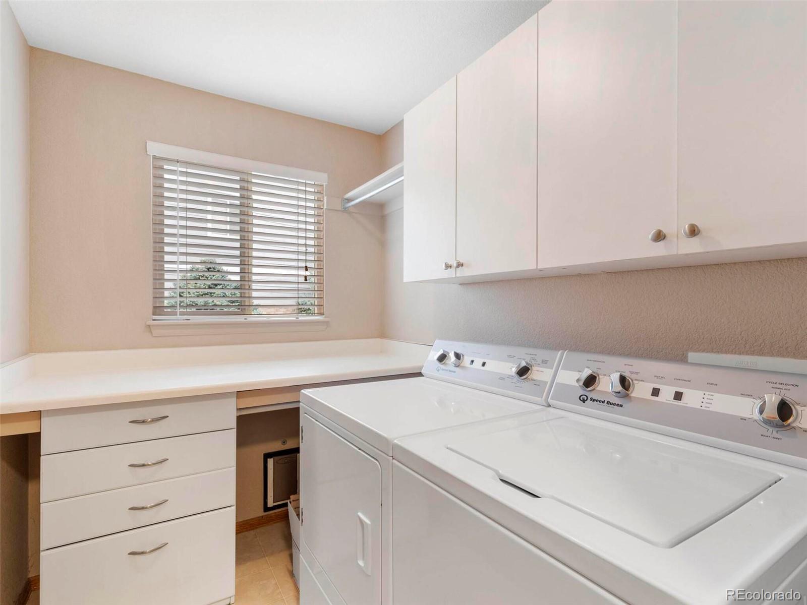 10442 W 54th Place