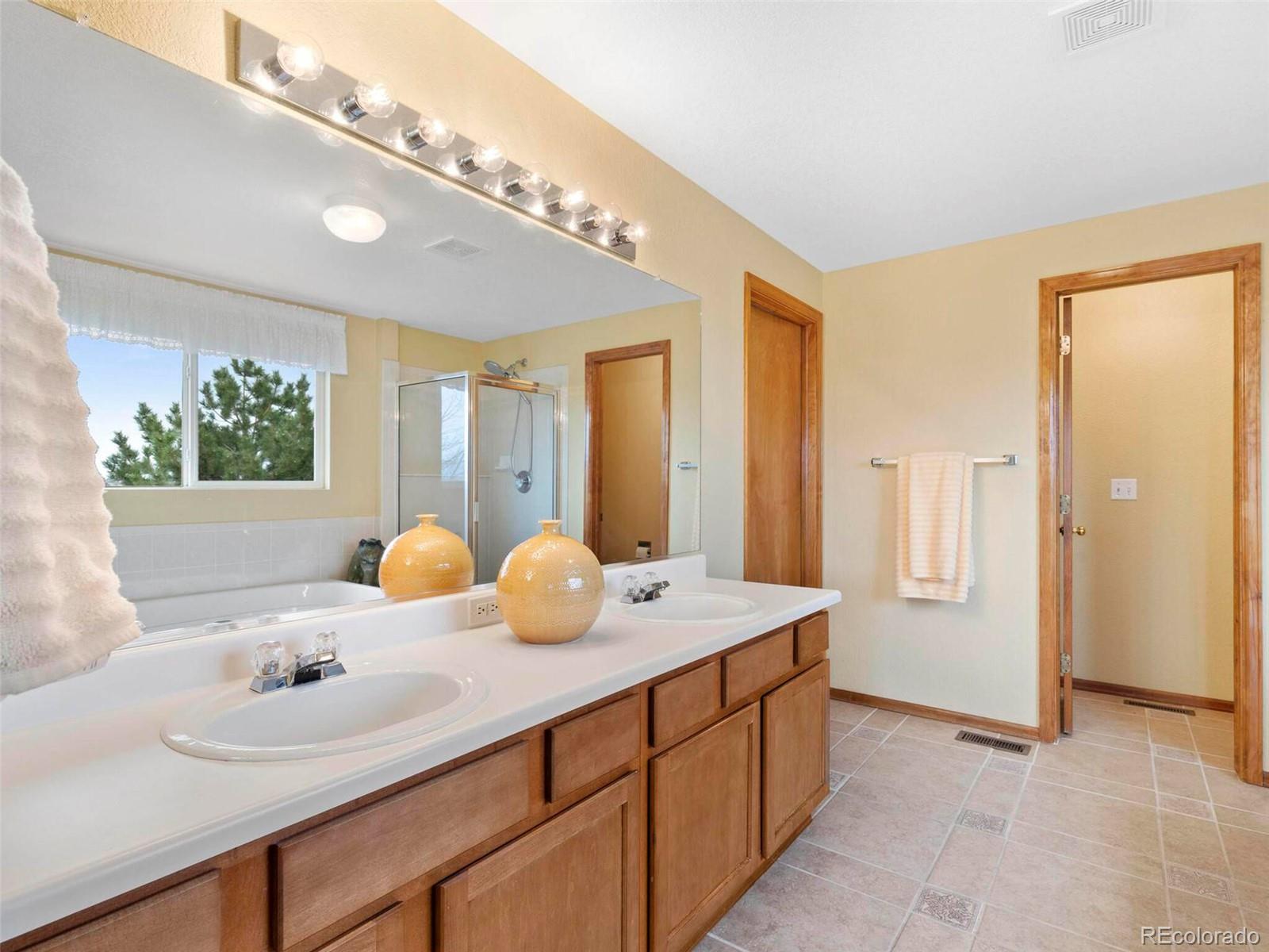10442 W 54th Place