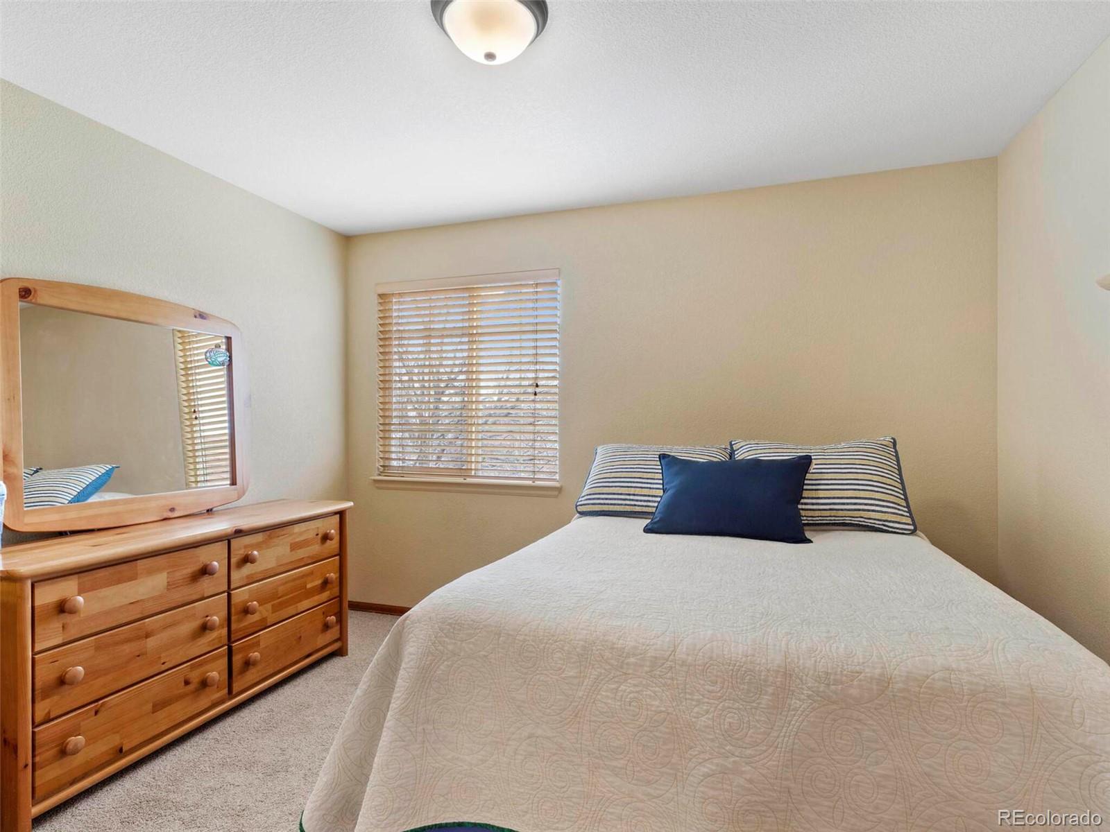 10442 W 54th Place