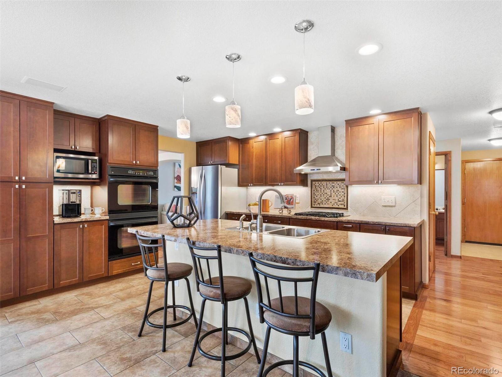 10442 W 54th Place