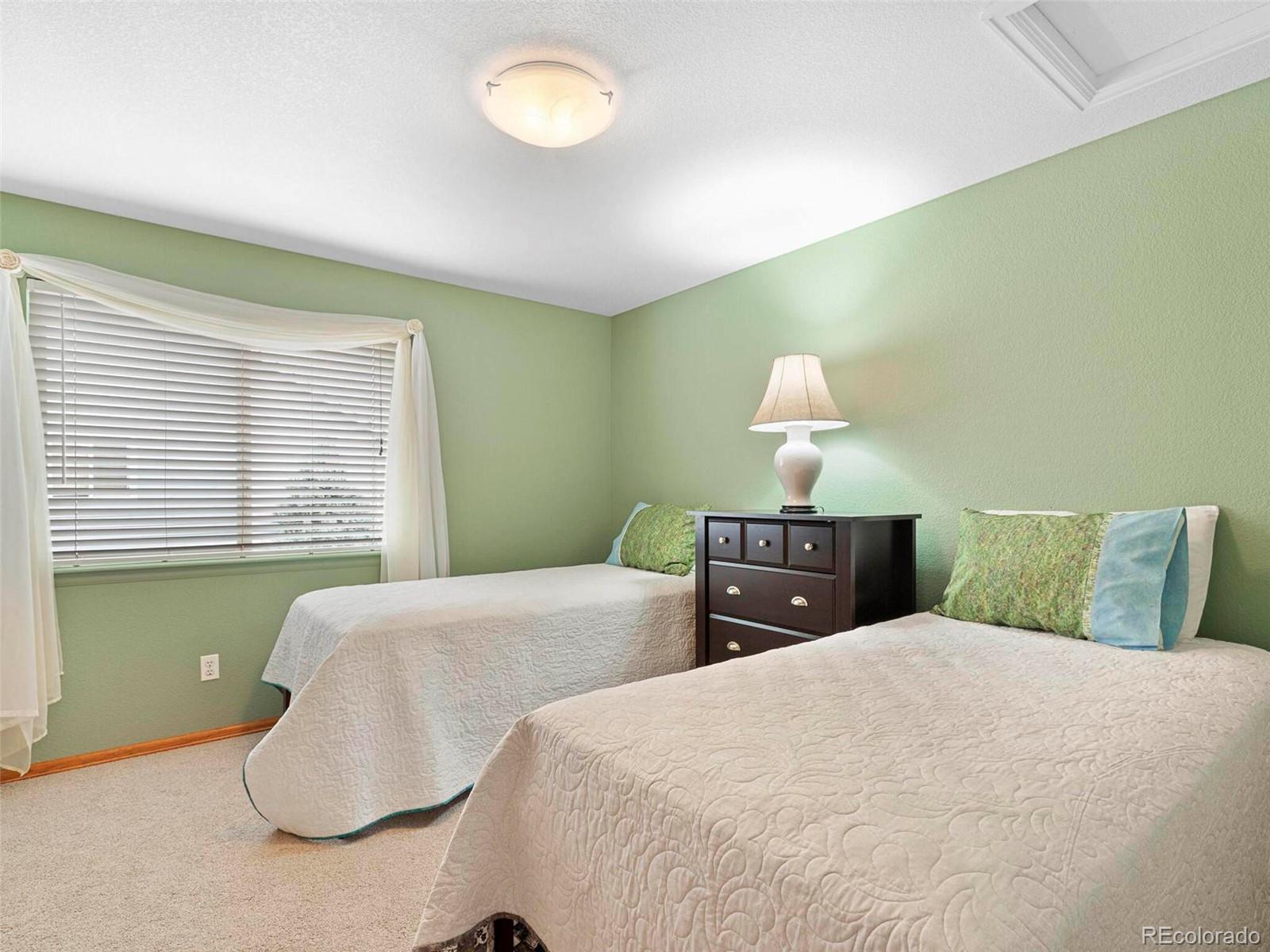 10442 W 54th Place