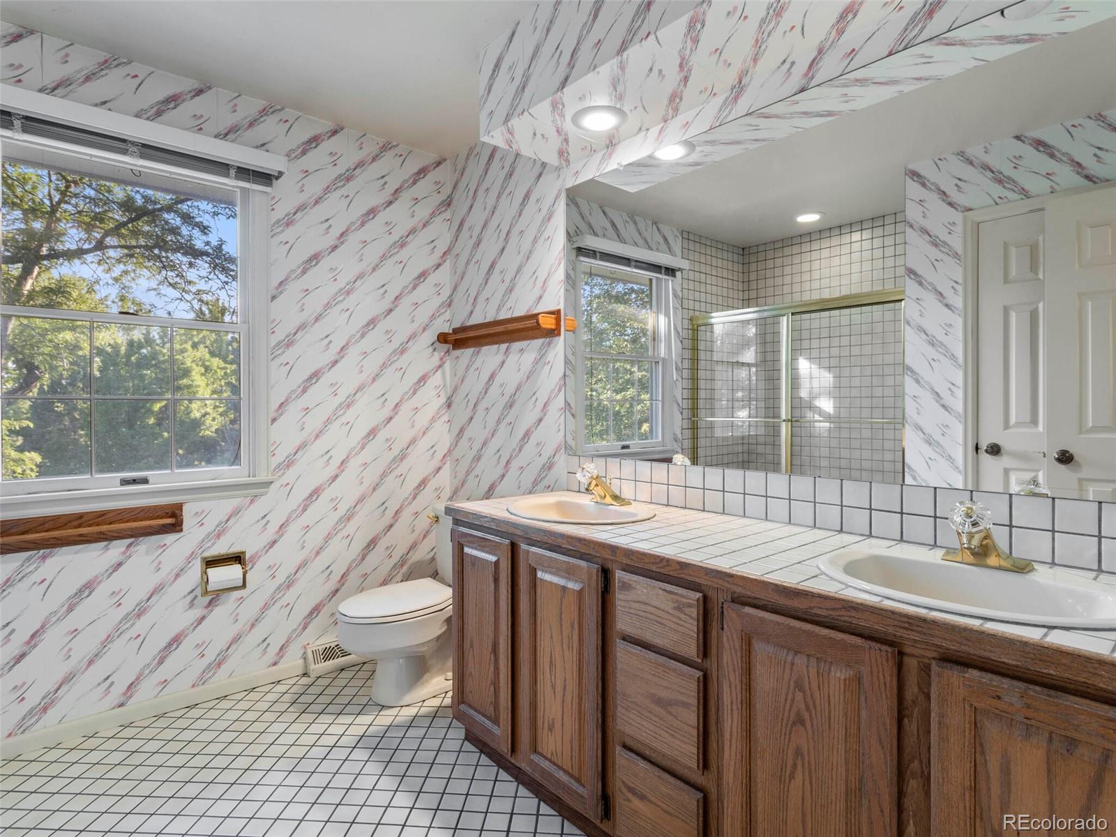 5816 Oak Creek Lane