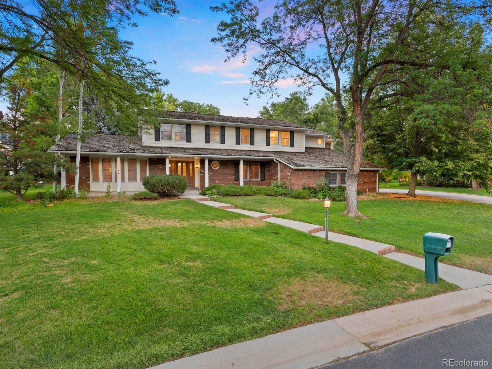 5816 Oak Creek Lane