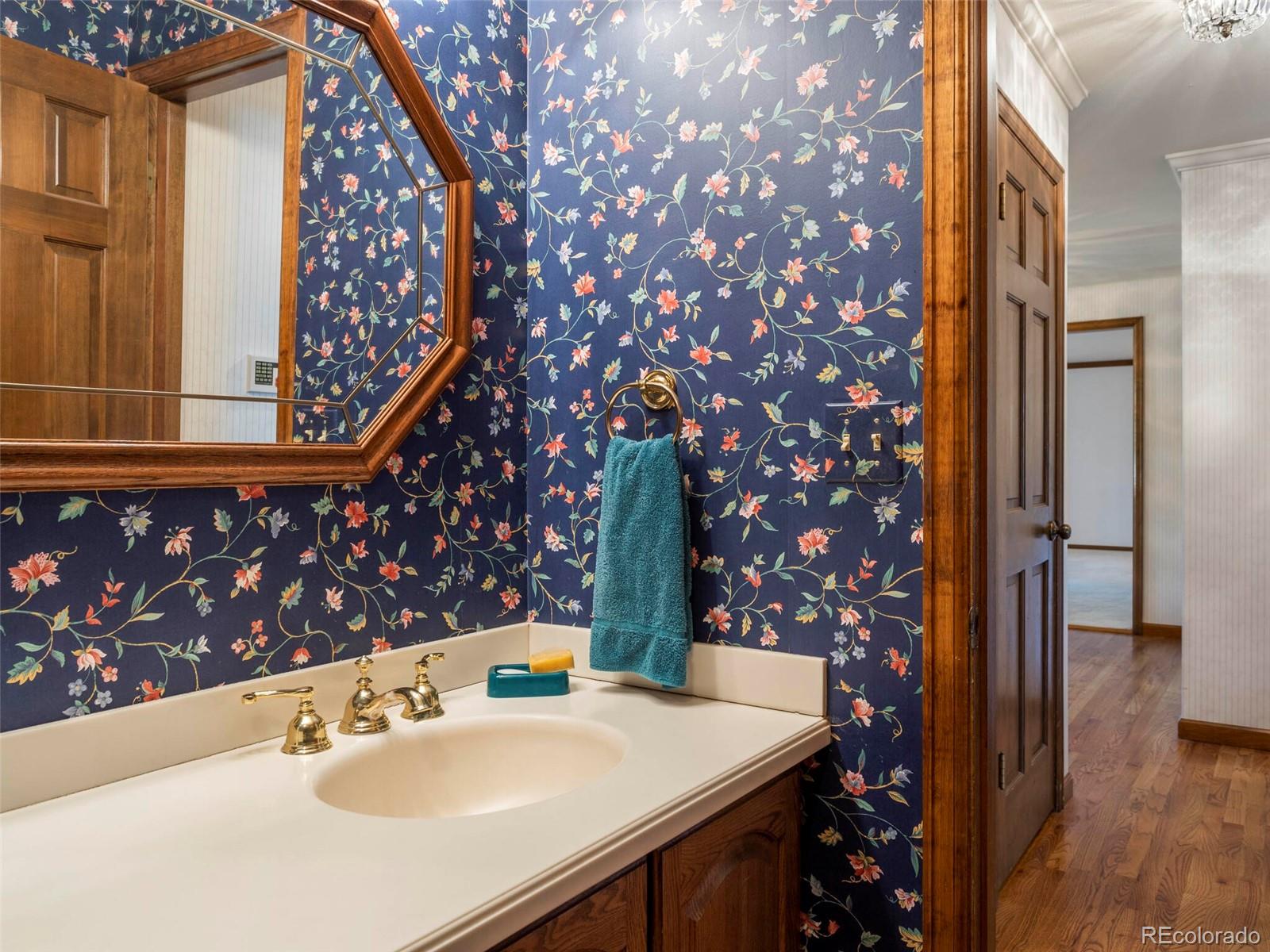 5816 Oak Creek Lane