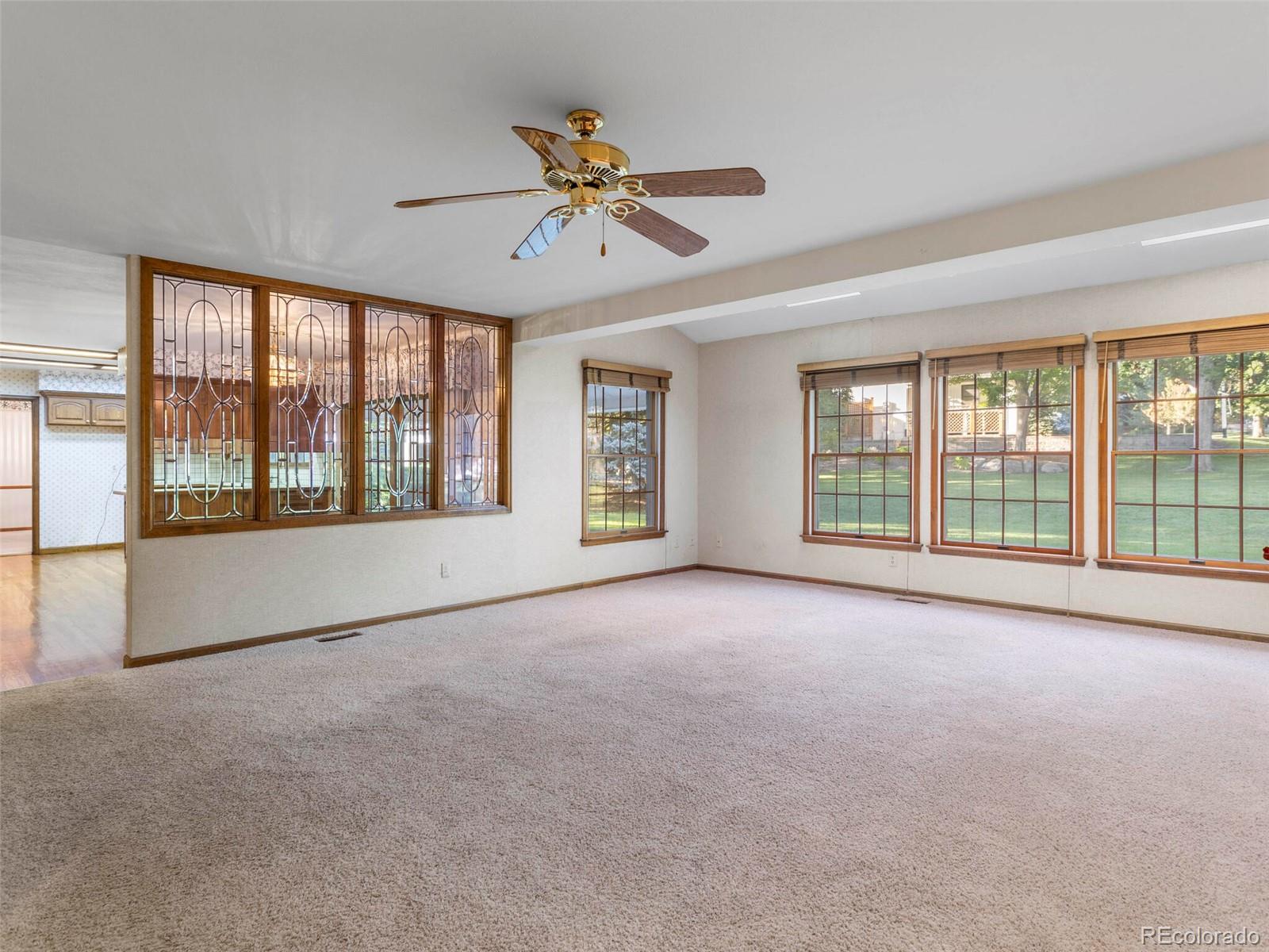 5816 Oak Creek Lane