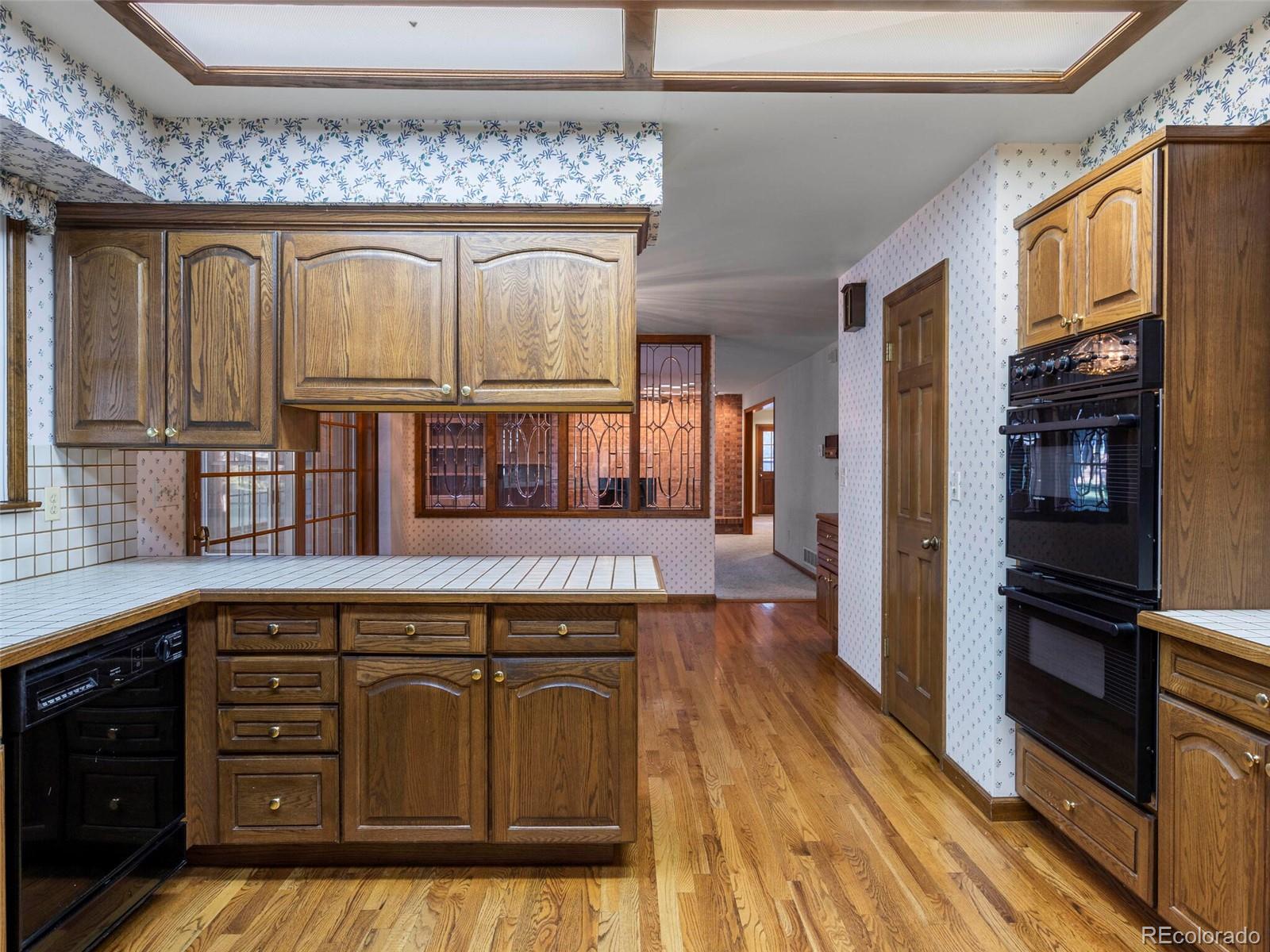 5816 Oak Creek Lane