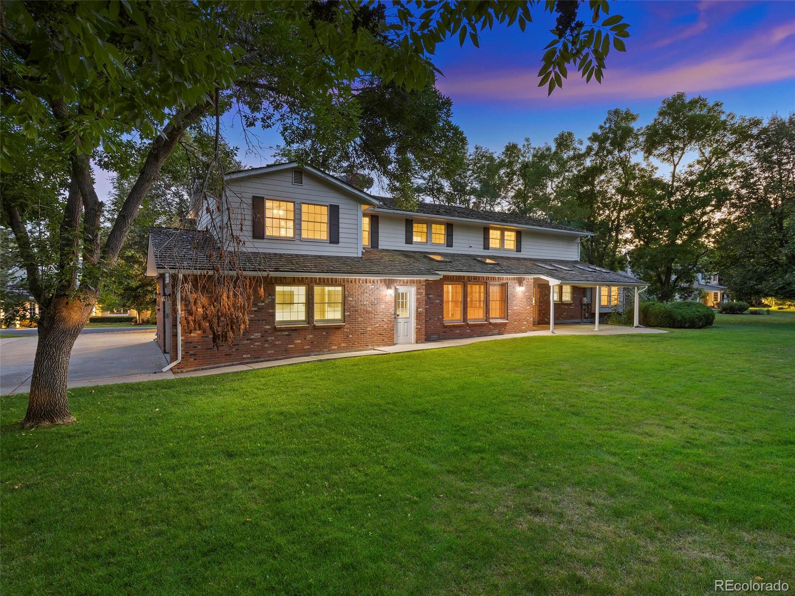 5816 Oak Creek Lane
