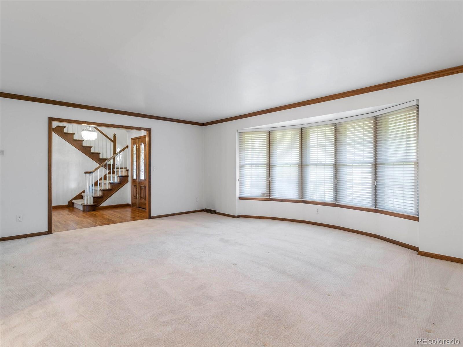 5816 Oak Creek Lane