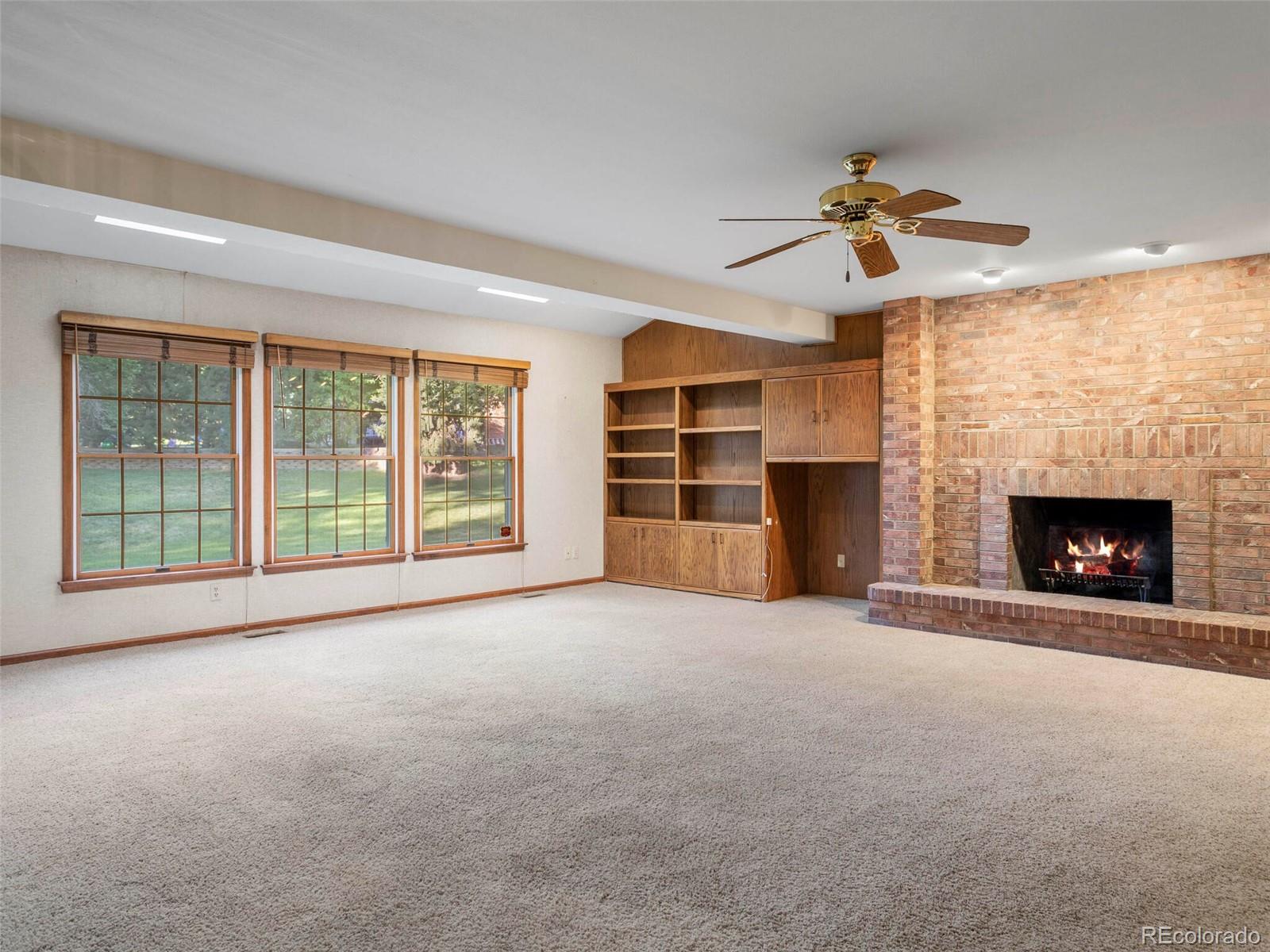 5816 Oak Creek Lane