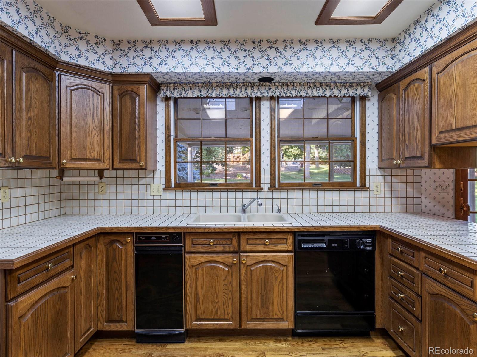 5816 Oak Creek Lane