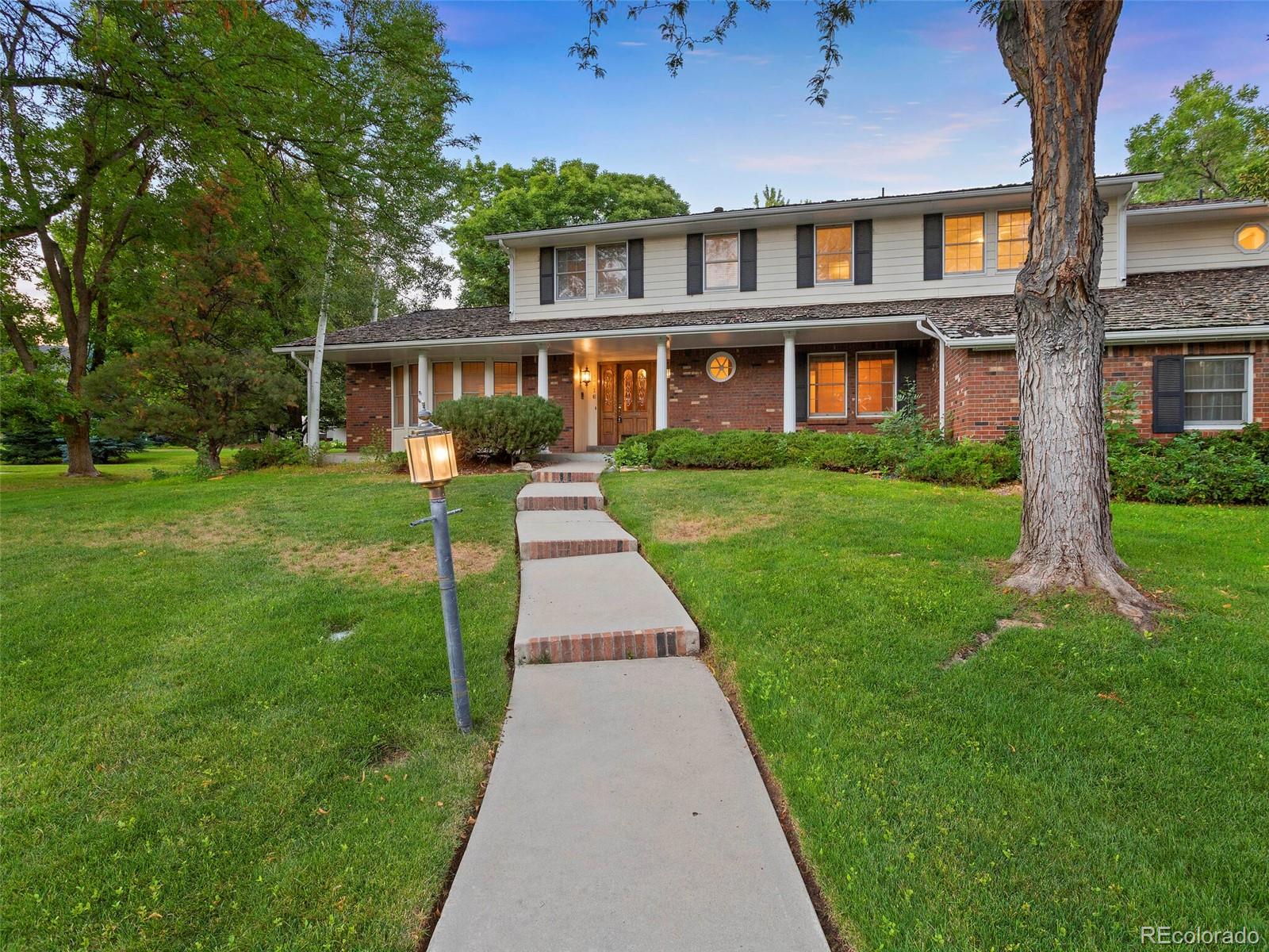 5816 Oak Creek Lane
