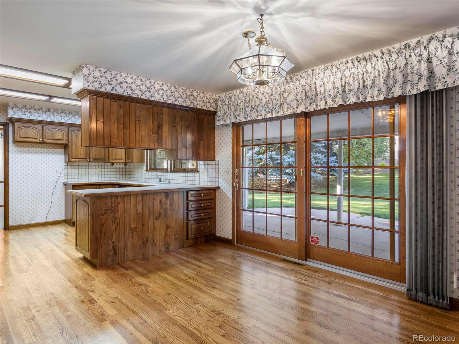 5816 Oak Creek Lane