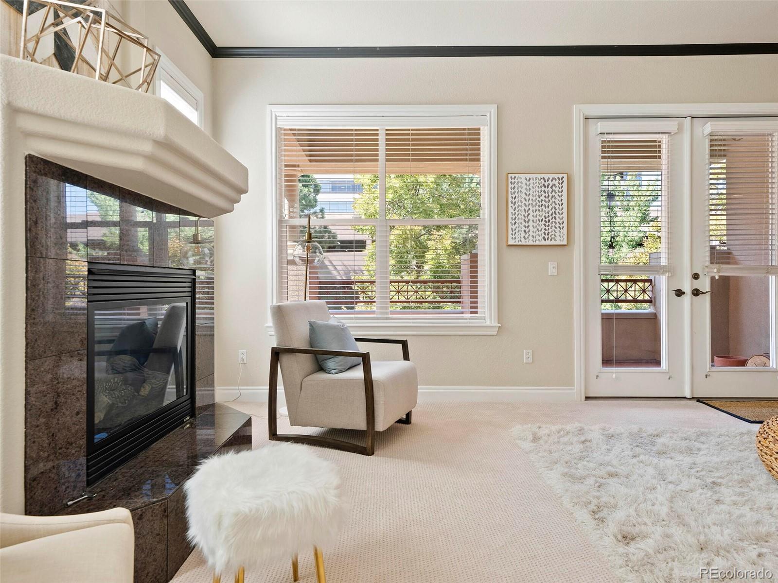 40 Madison Street Unit: 202