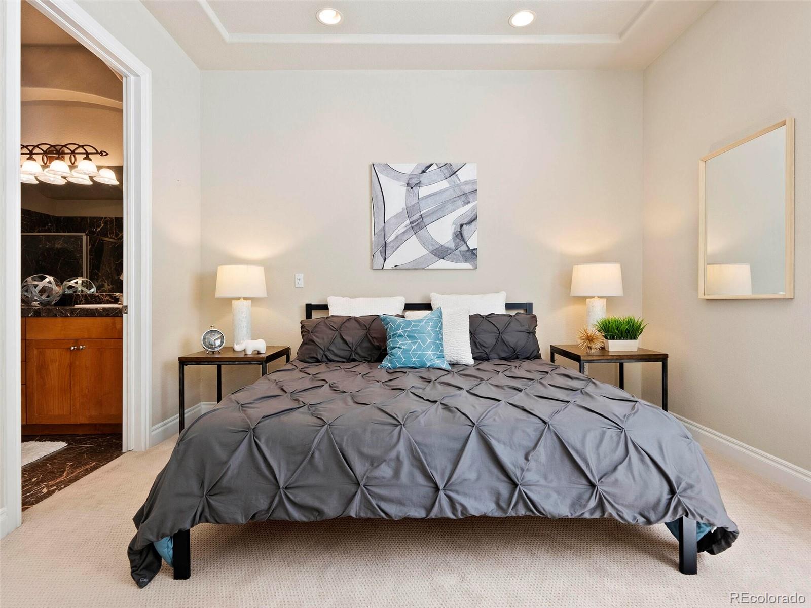 40 Madison Street Unit: 202