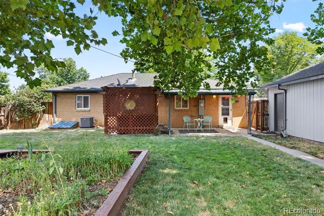 4565 Flower Street