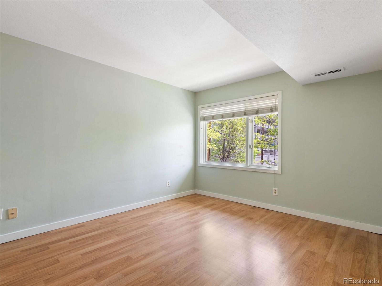 615 E 7th Avenue Unit: 217 D