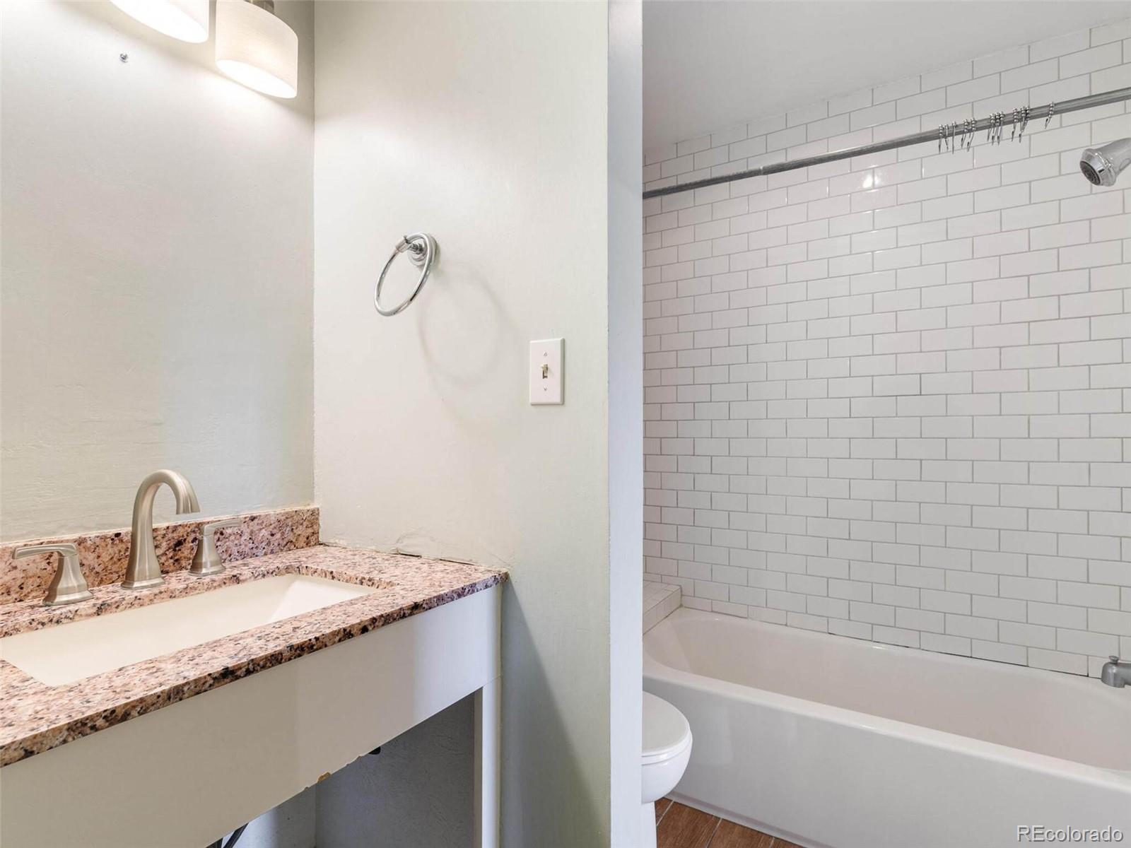 615 E 7th Avenue Unit: 217 D