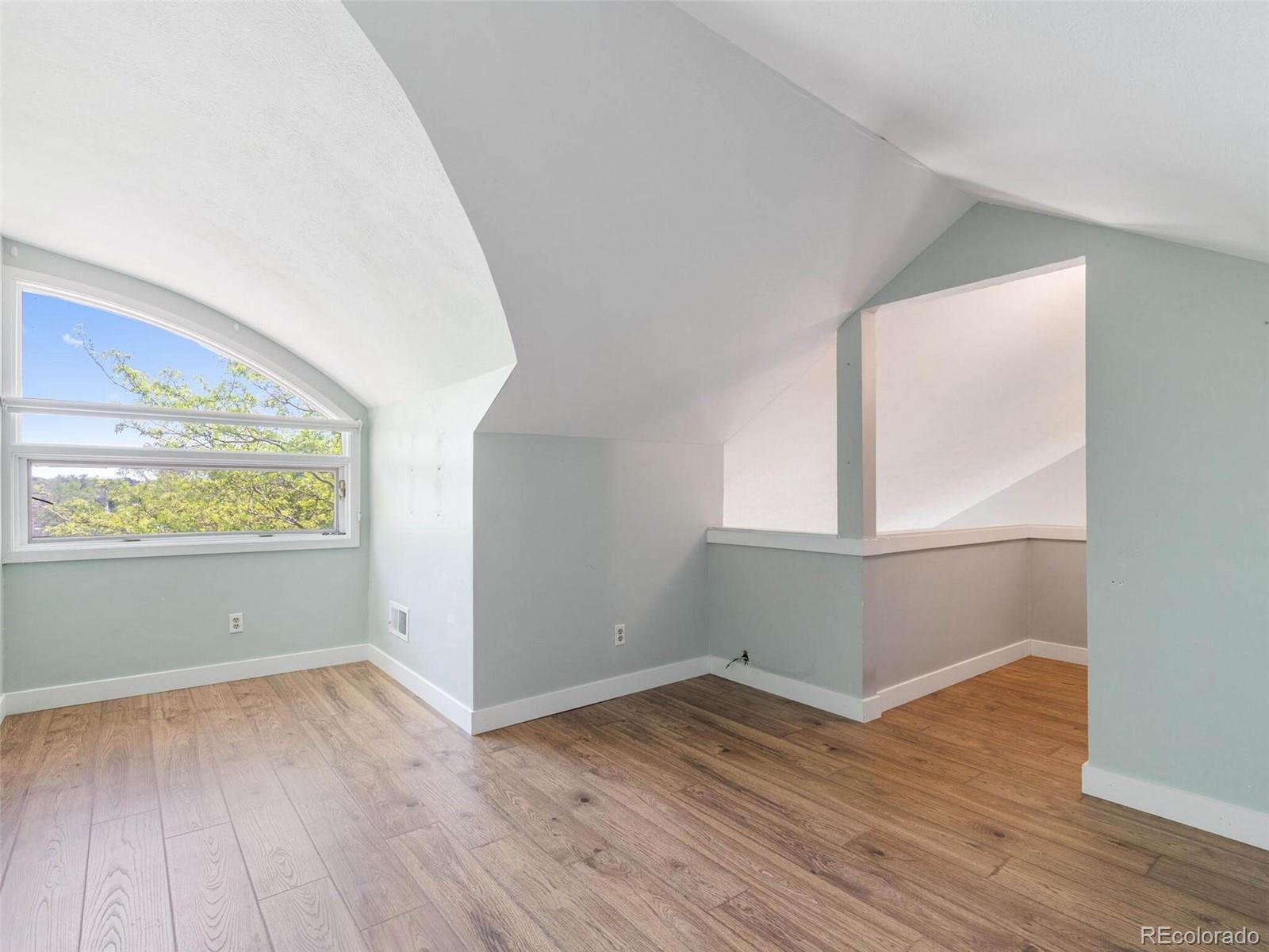 615 E 7th Avenue Unit: 217 D