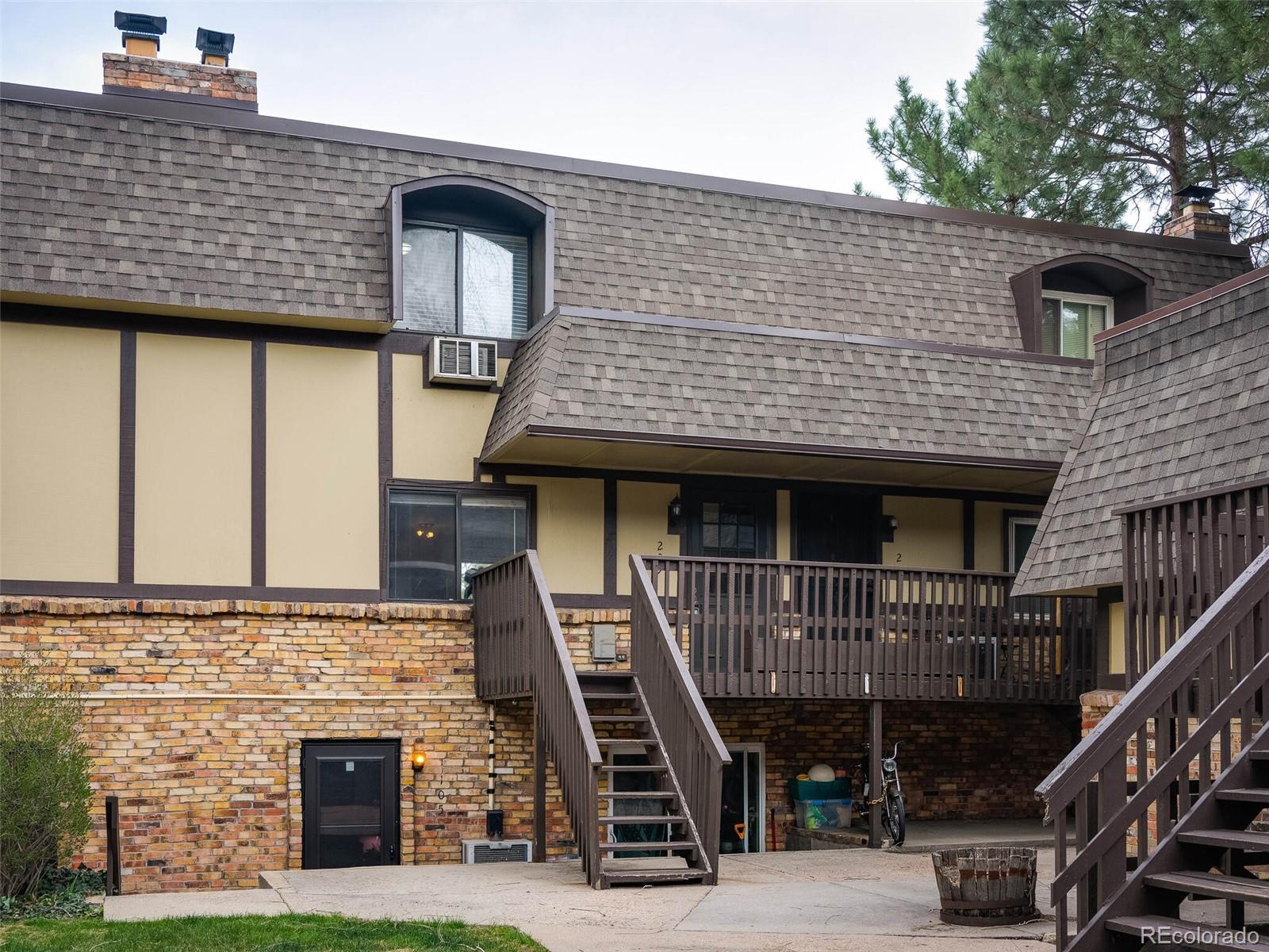 8060 W 9th Avenue Unit: 209