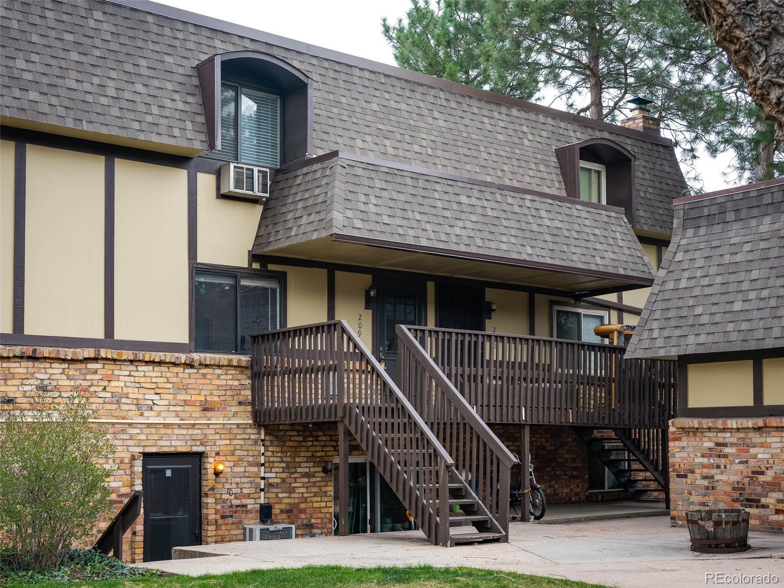 8060 W 9th Avenue Unit: 209