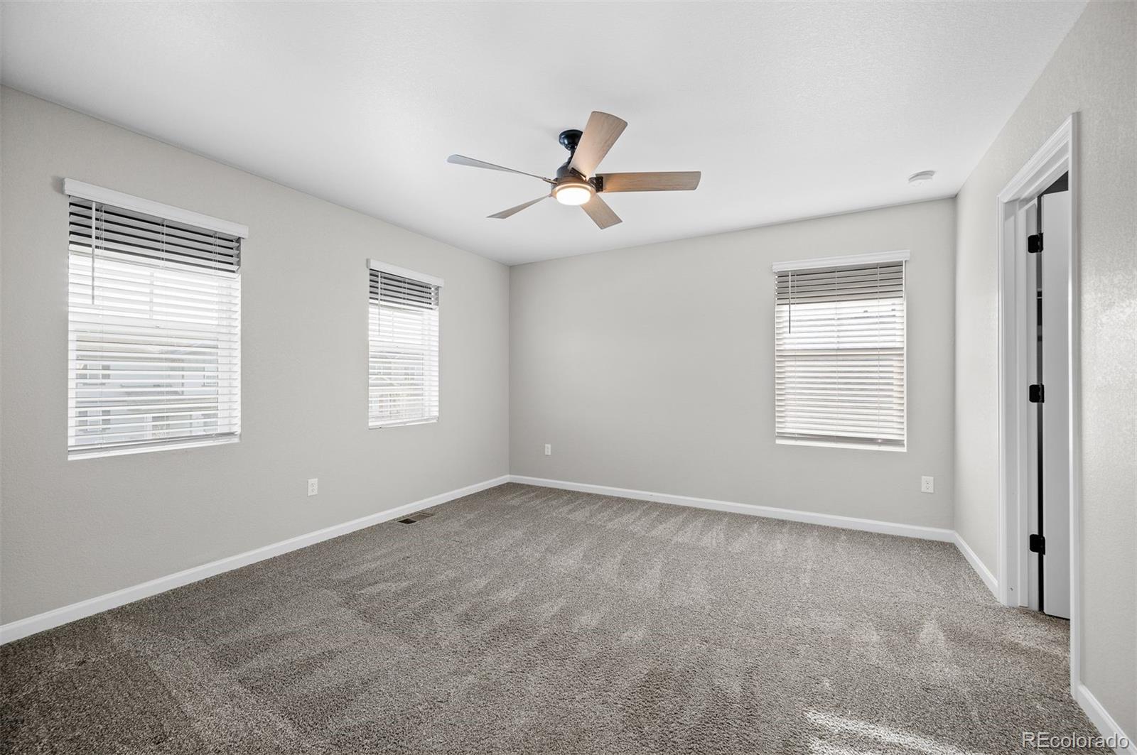 4633 S Nepal Way