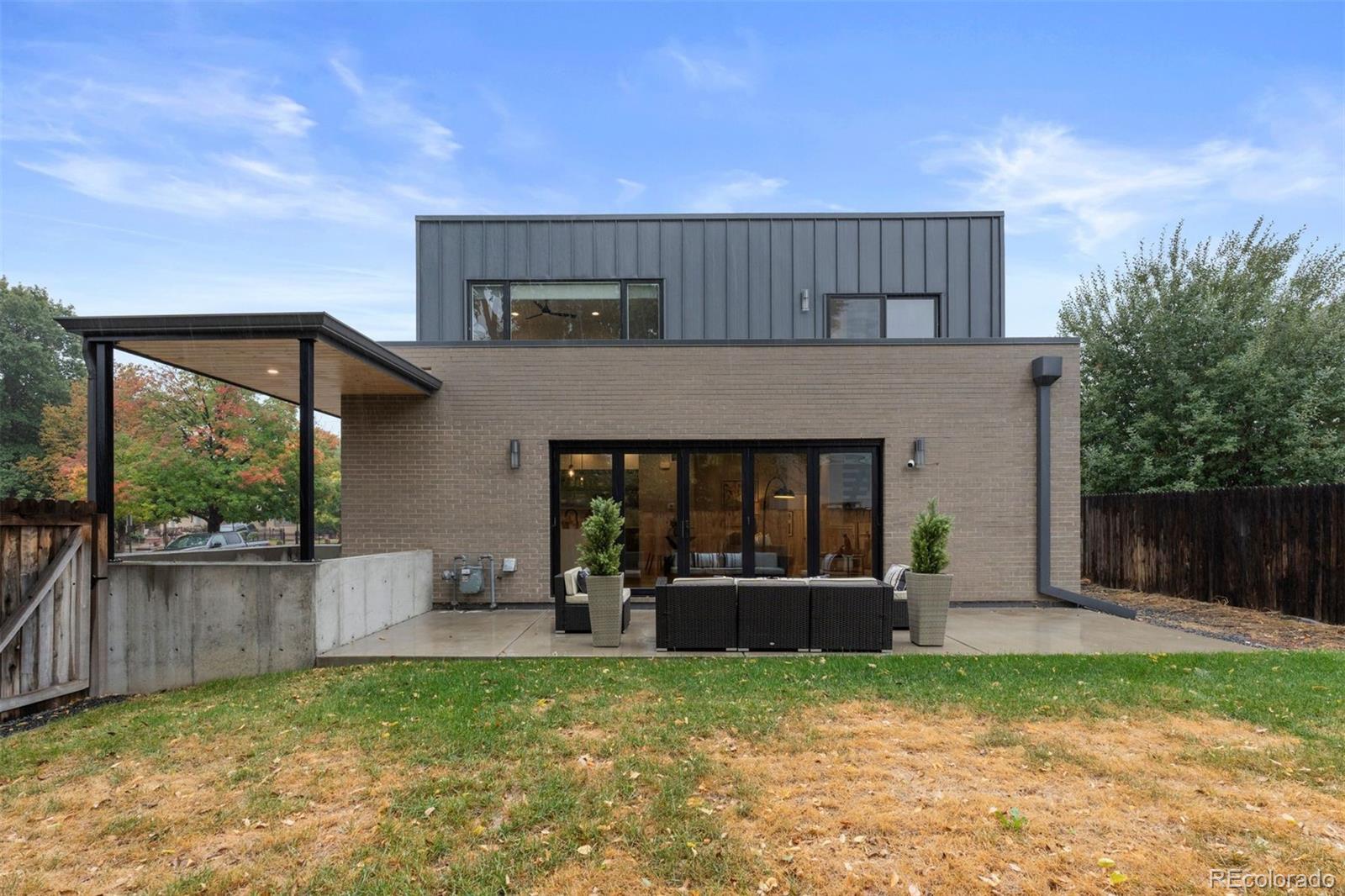 4015 Bryant Street