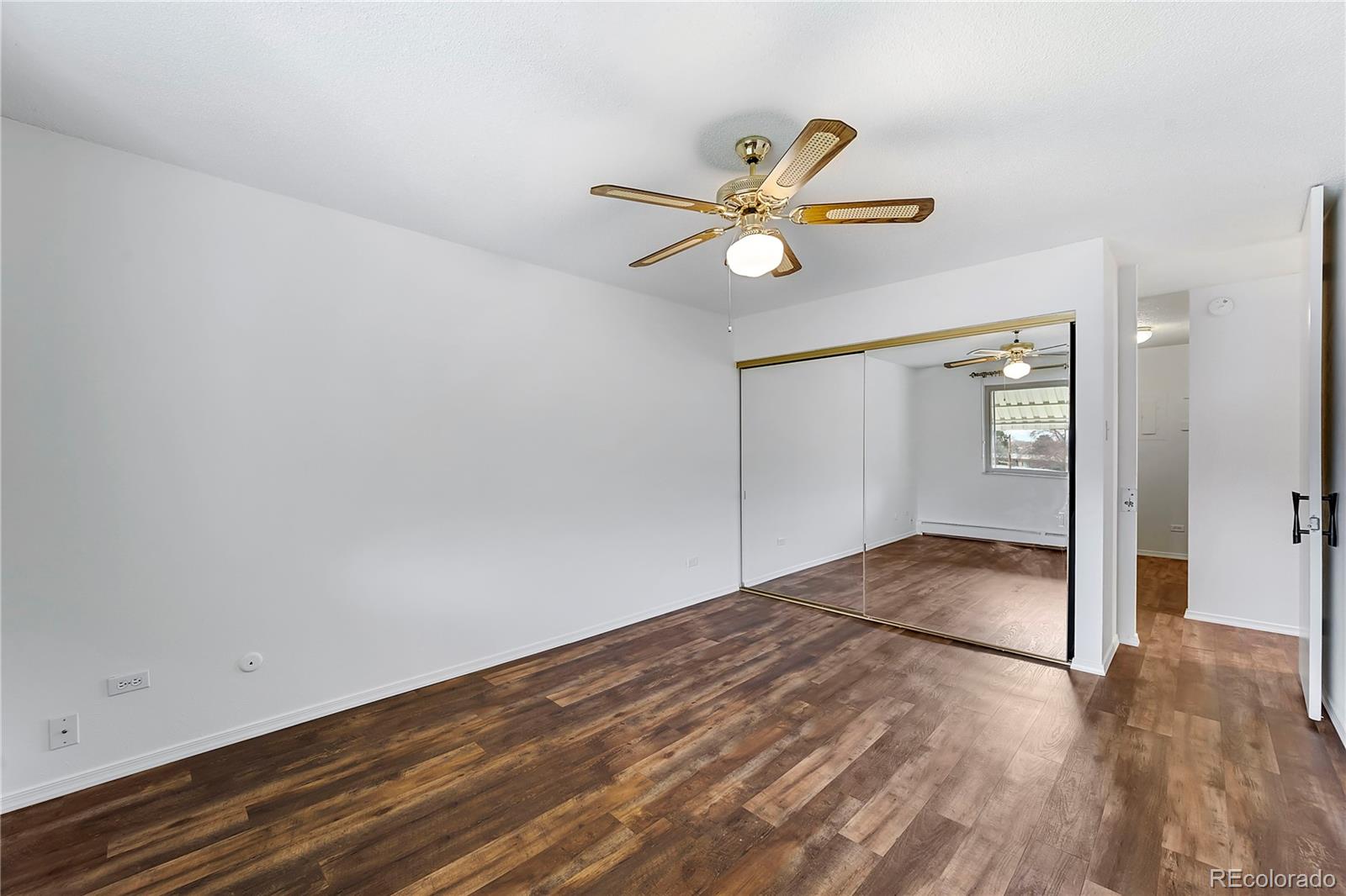 650 S Clinton Street Unit: 3C