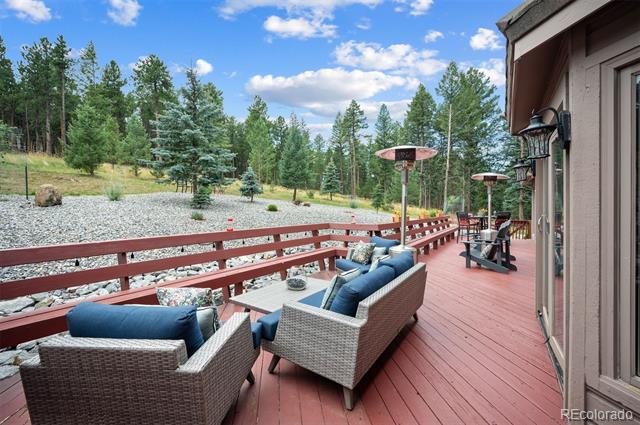 7576 Heartsease Way