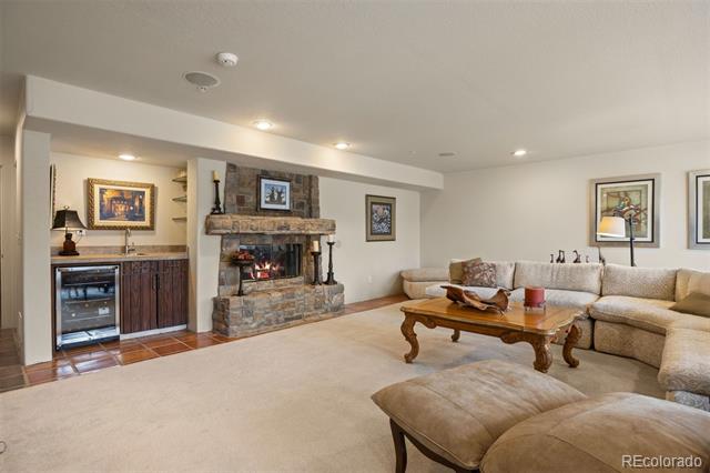 2237 Ridge Plaza Drive